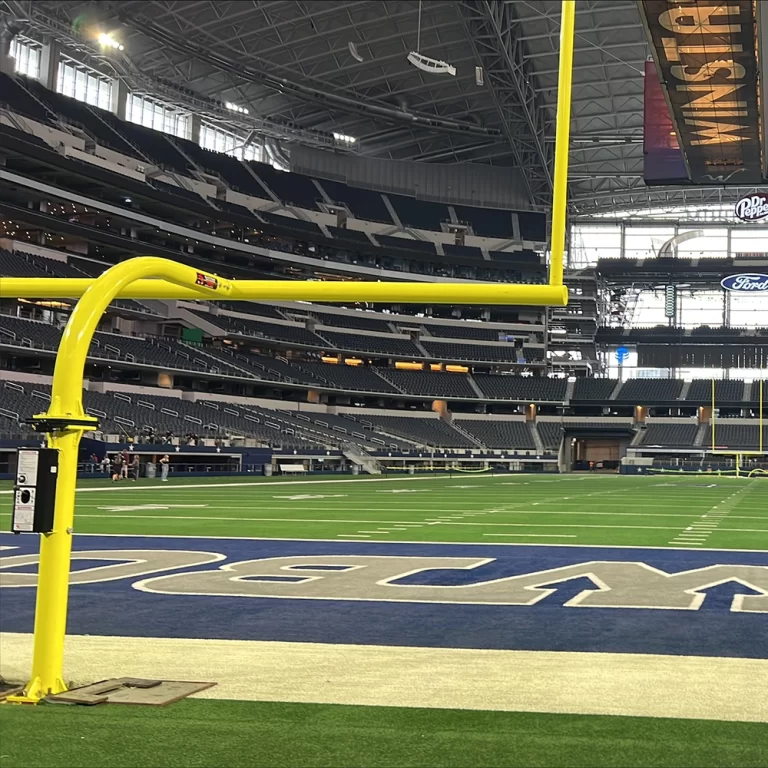 Rotating Gooseneck Hinged AdjustRight® Football Goal Posts